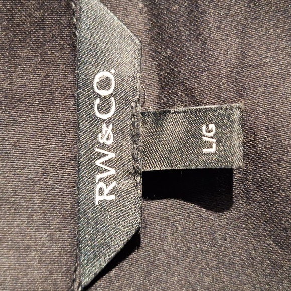 RW&CO Button Down Shirt - Picture 8 of 11